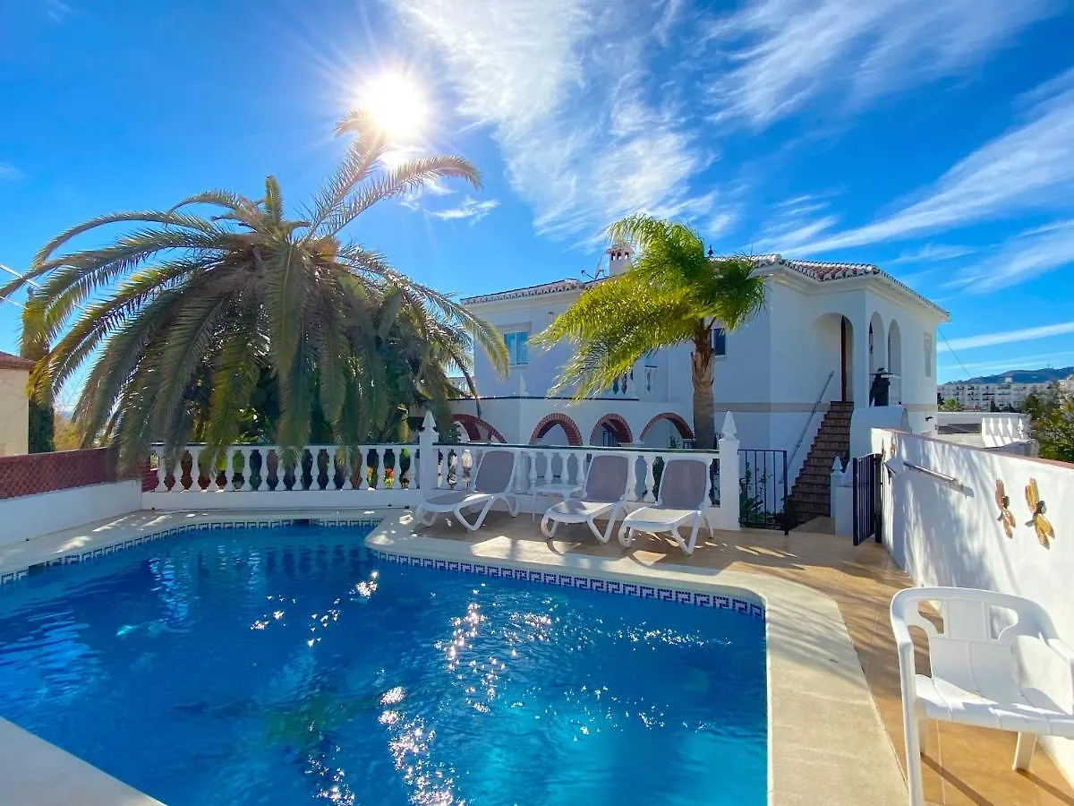 Villa Sandra Luxury Suite Nerja 0*,